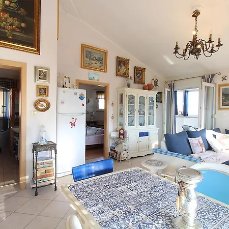 Vesna 2375 Apartment Ližnjan